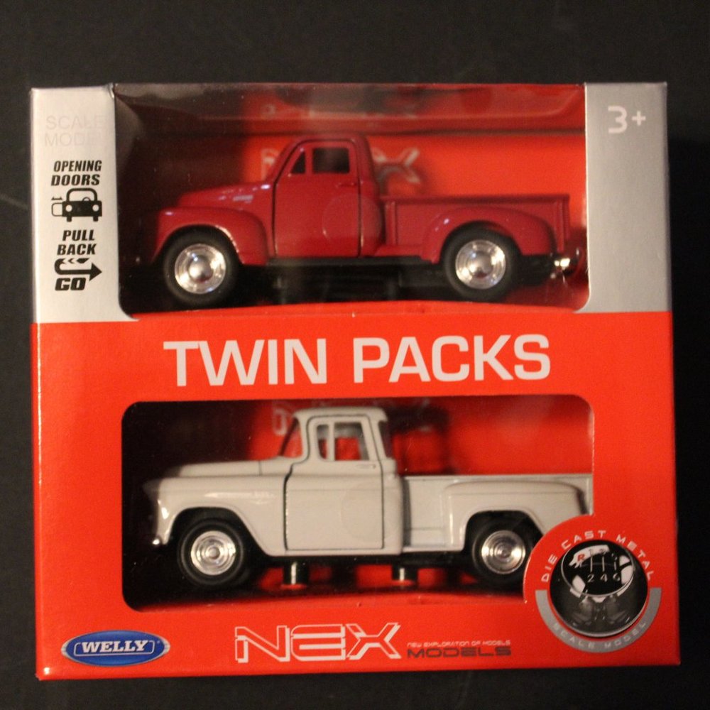 53/55 Chevy 3100 Pick Up & Stepside Truck Model Welly Diecast Twin Pack NIB (129